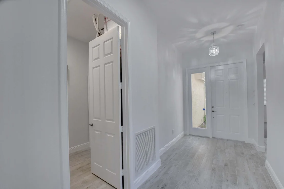 Photo of 7381 Forest Park Way