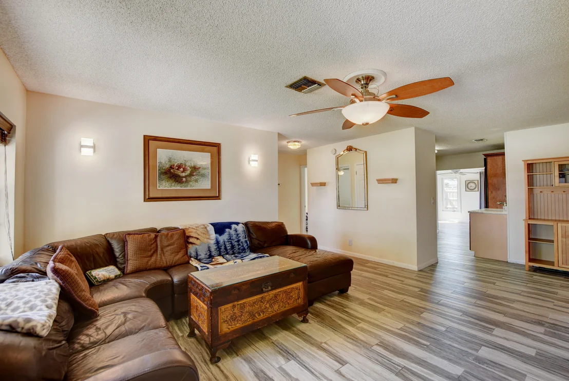 Photo of 3740 Brooklyn Lane