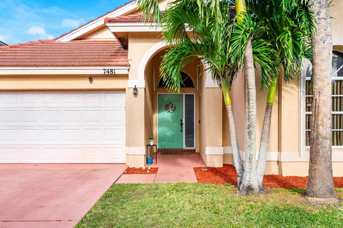 Photo of 7481 Oakboro Drive