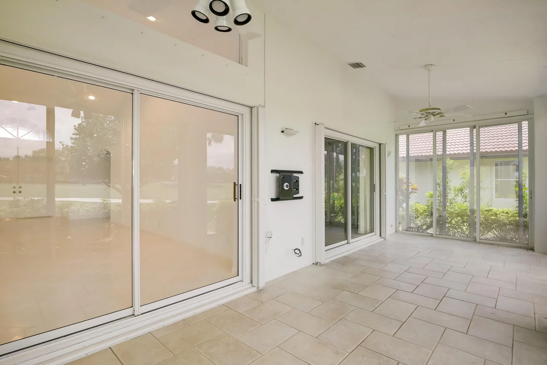 Photo of 6892 Grenelefe Road