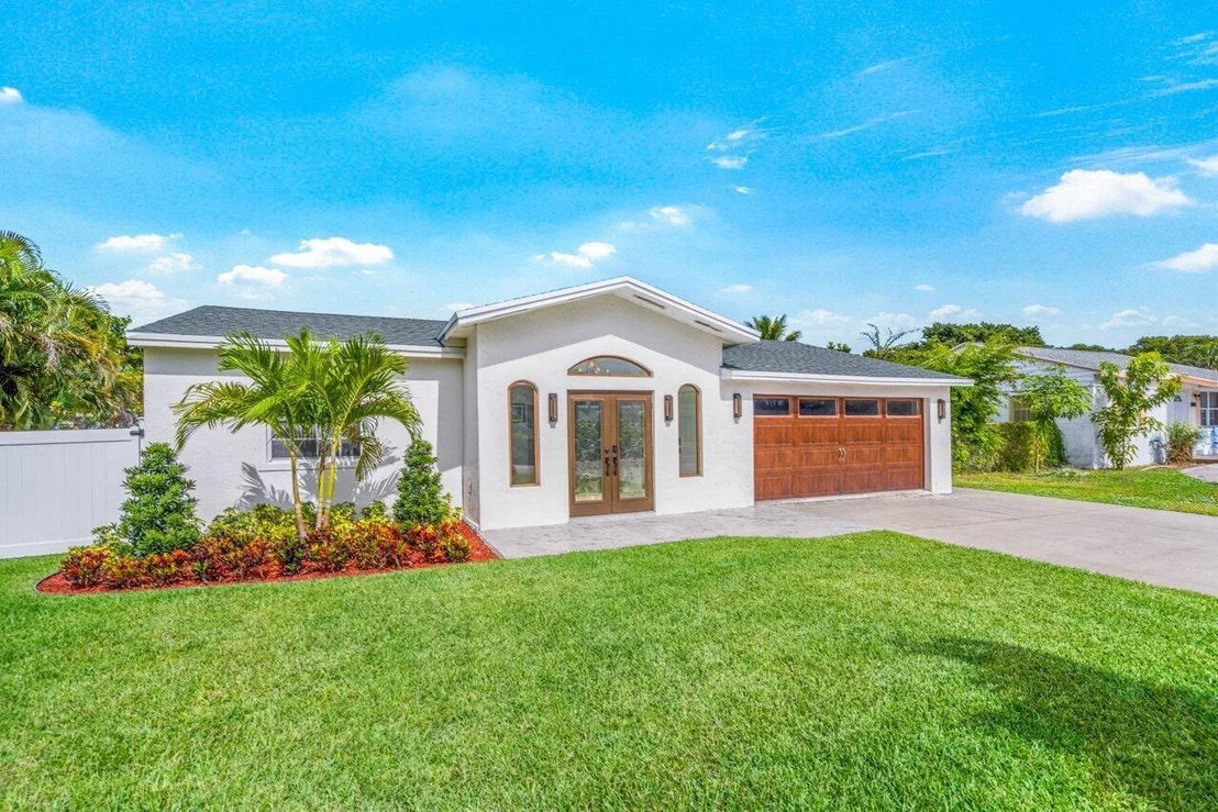 Photo of 311 Gulfstream Drive