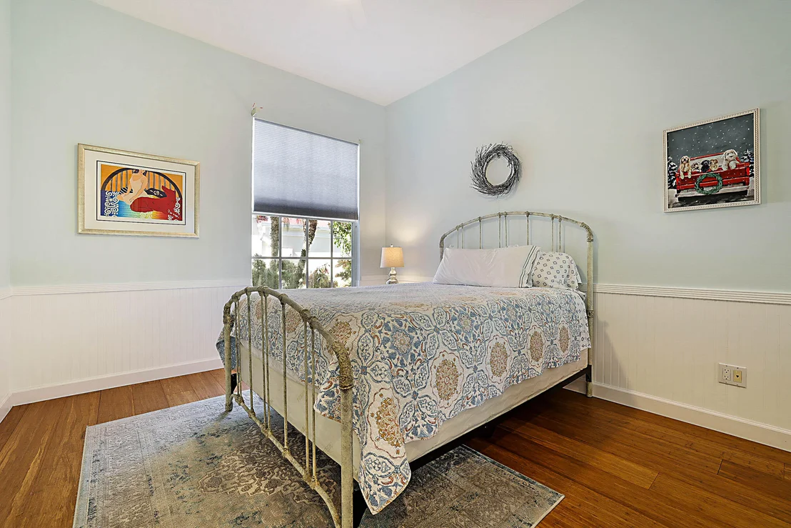 Photo of 1226 SW Eagleglen Place Place