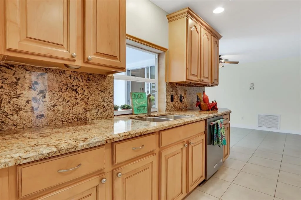 Photo of 208 Gleneagles Drive