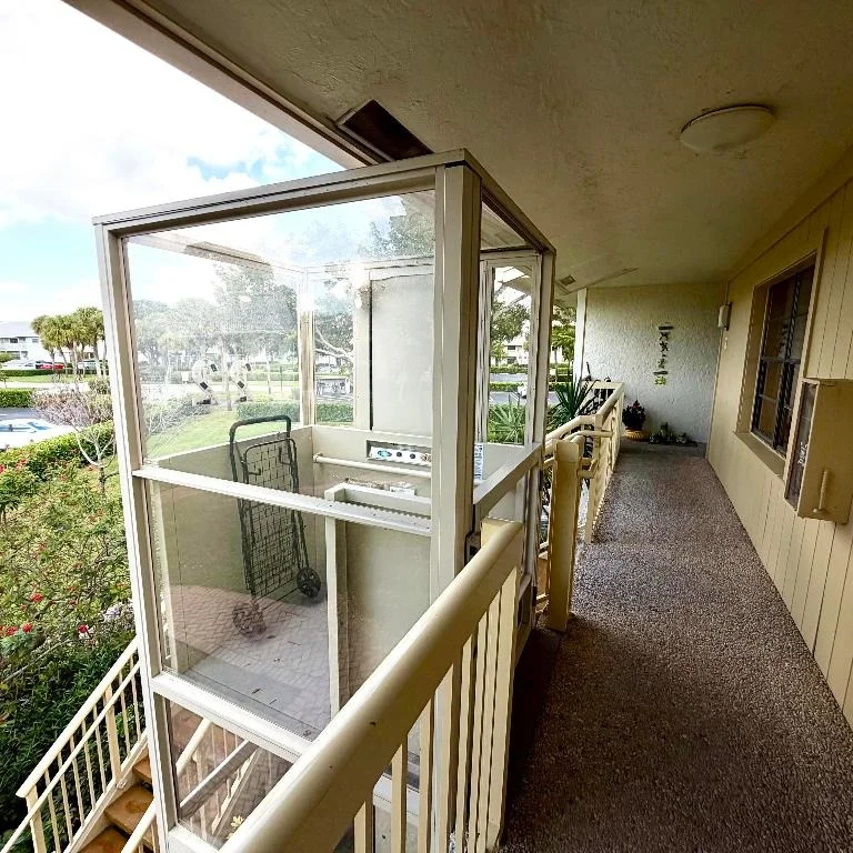 Photo of Unit D at 22 Eastgate Drive