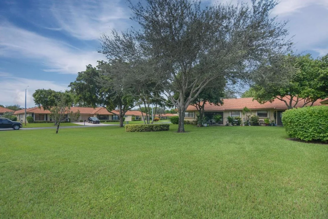 Photo of Unit A at 4580 Laurel Tree Road