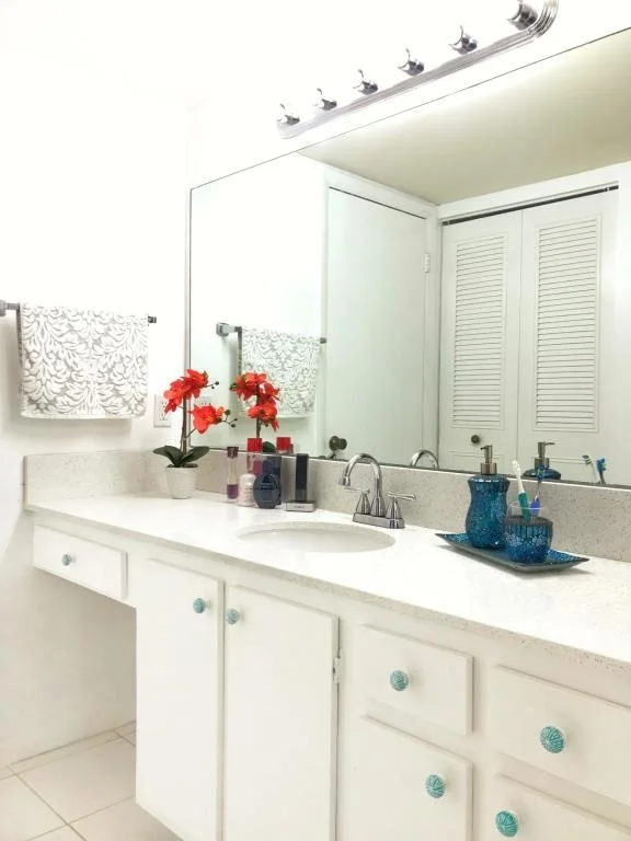 Photo of Unit B2 at 324 Pine Ridge Circle