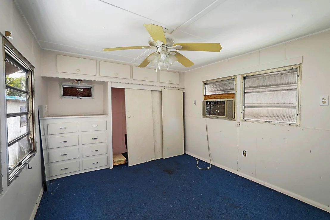 Photo of 8919 Palm Street