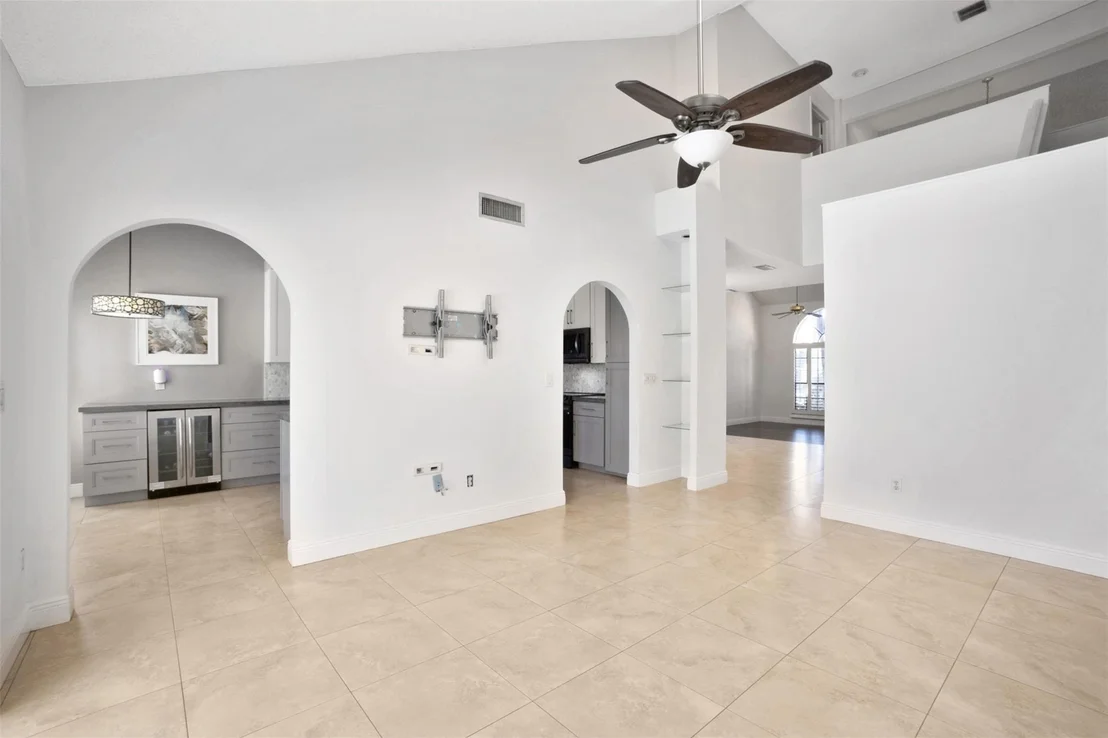 Photo of 2545 Kerry Drive