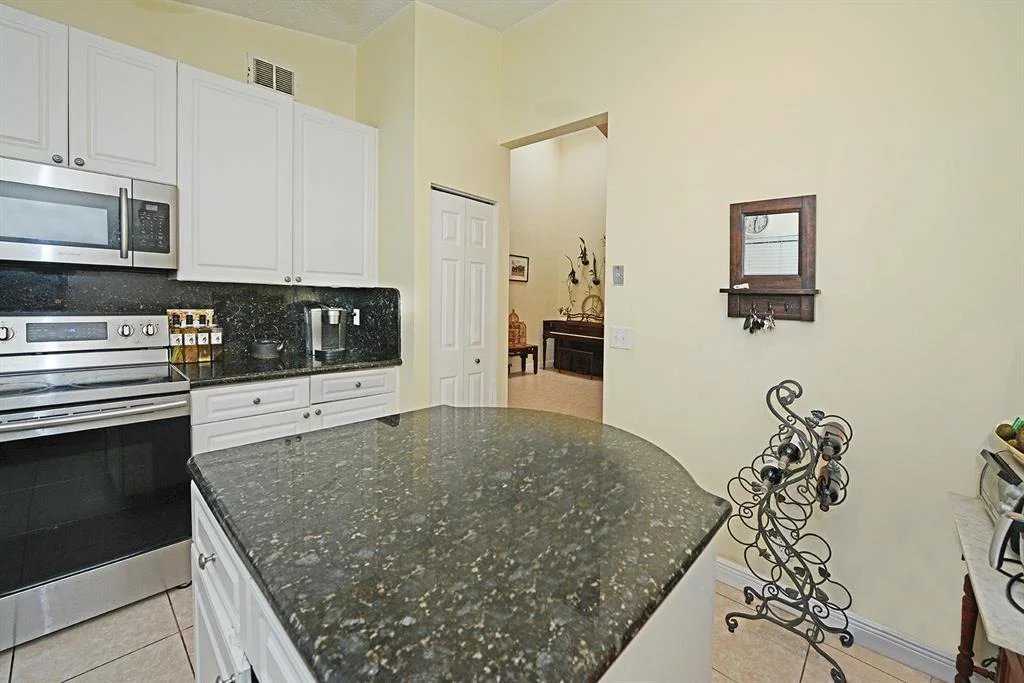 Photo of 7570 Solimar Circle