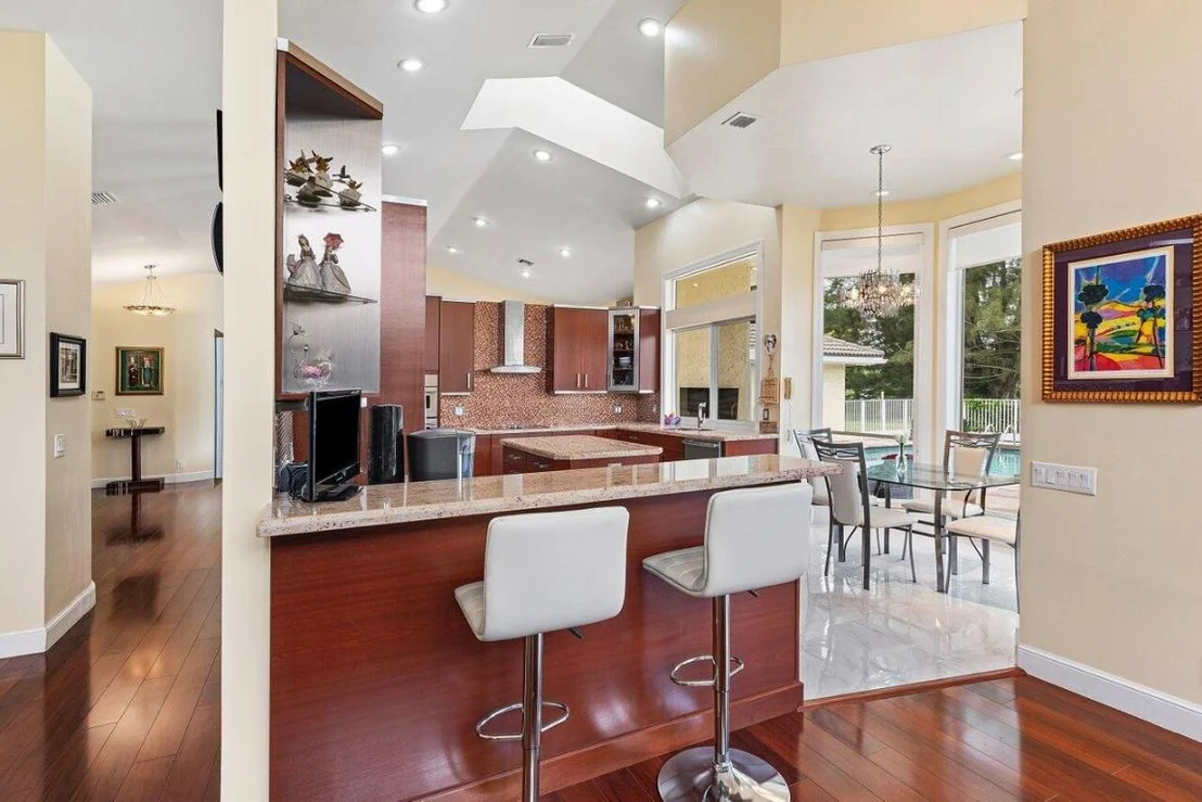 Photo of 10369 Silver Lake Drive