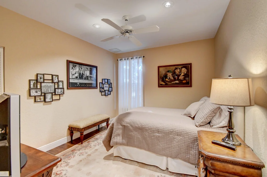 Photo of 2301 NW 25th Way