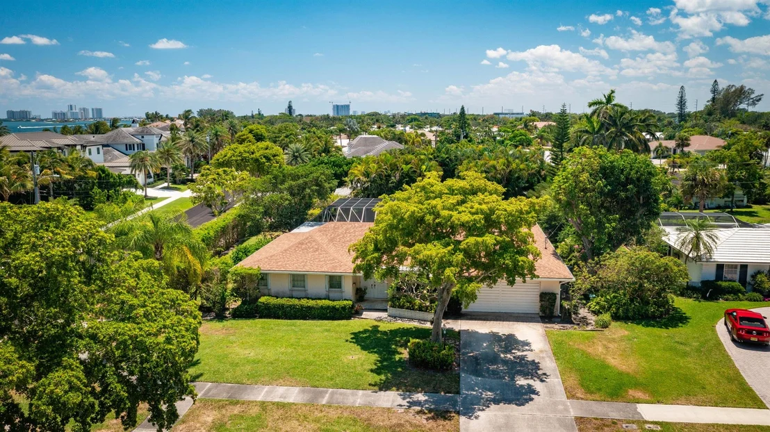 Photo of 100 Gulfstream Road