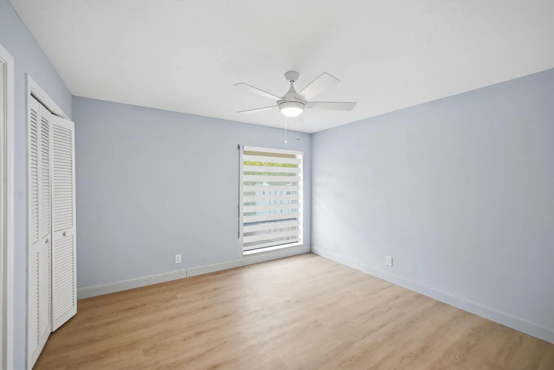 Photo of 5935 Glenbrook Drive