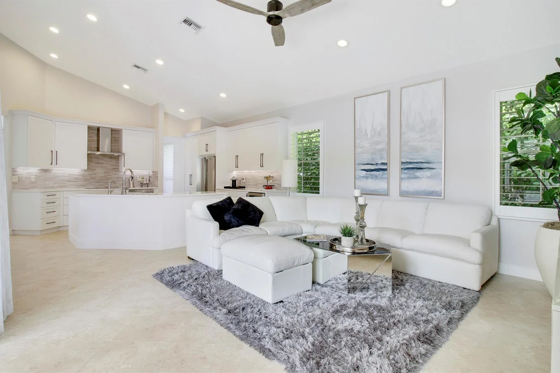 Photo of 7606 La Corniche Circle
