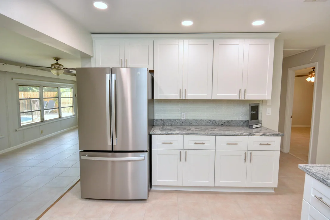 Photo of 411 SE Fini Drive