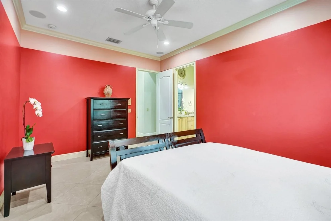 Photo of 8426 Sawpine Road