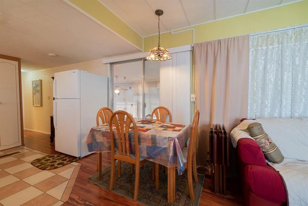 Photo of 7013 Esper Bay