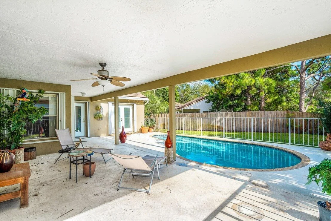 Photo of 4060 Sabal Lakes Road