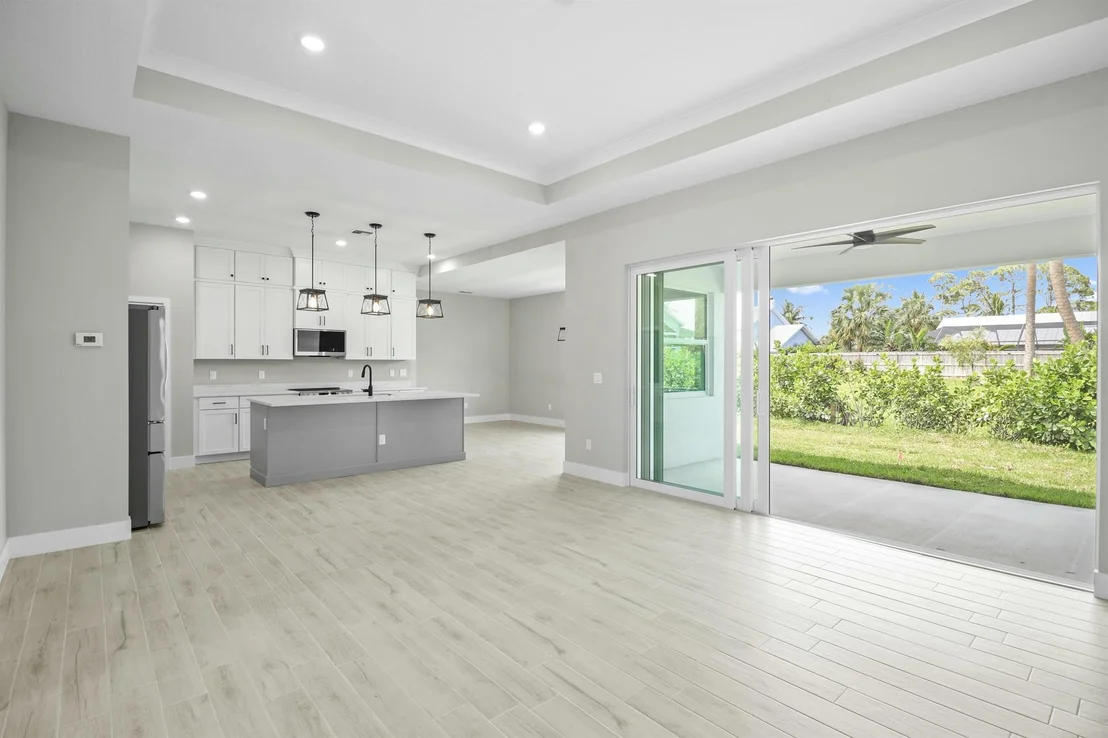 Photo of 4742 SE Starling Way