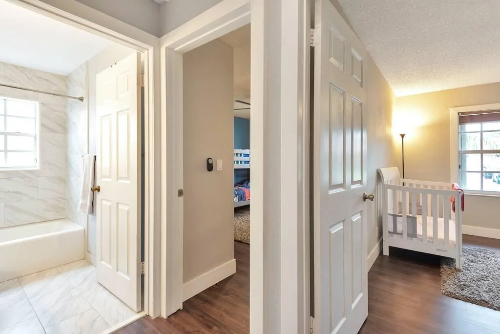 Photo of 9800 Sun Pointe Drive