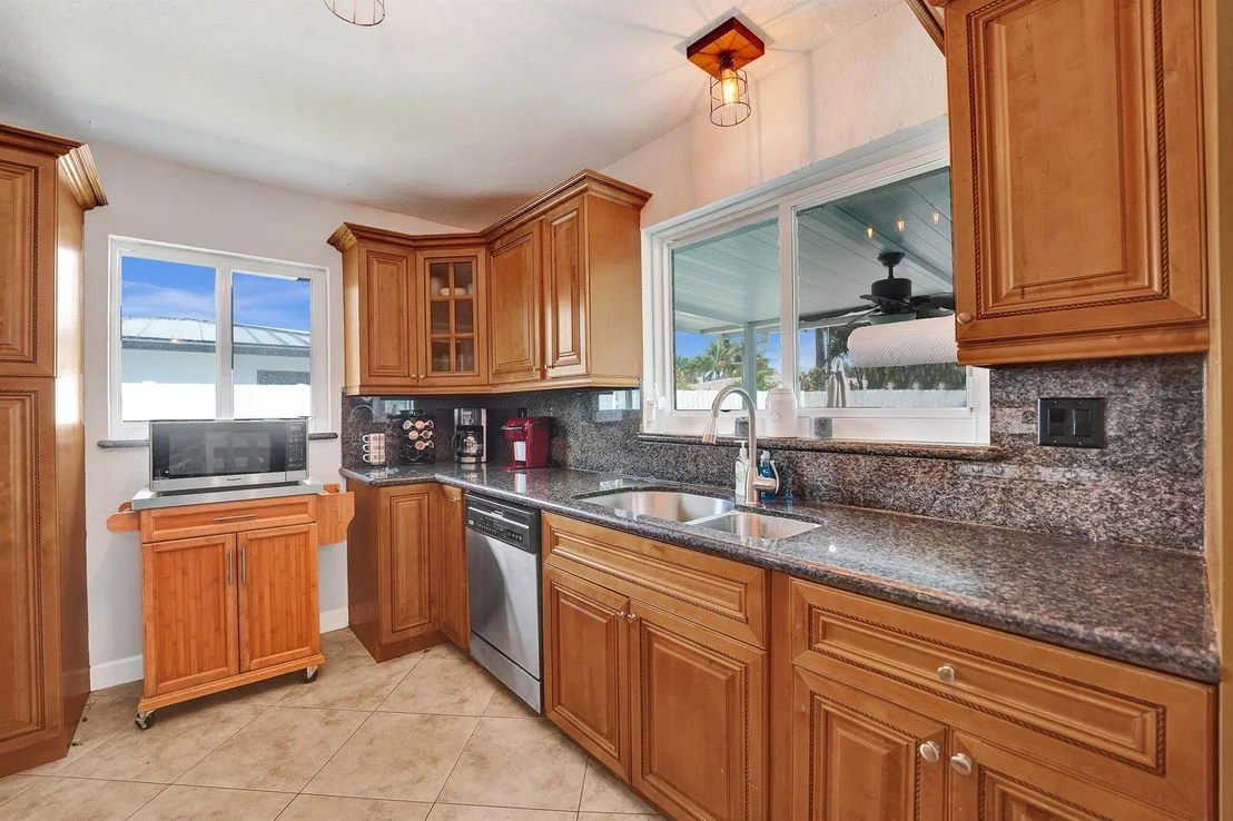 Photo of 571 SE 14th Street