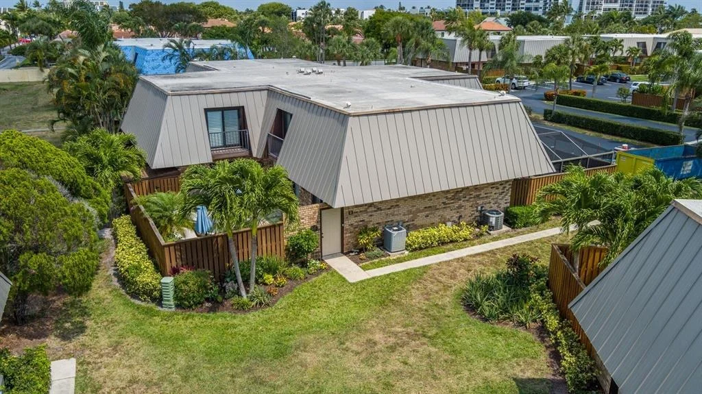 Photo of Unit 31D at 1420 Ocean Way