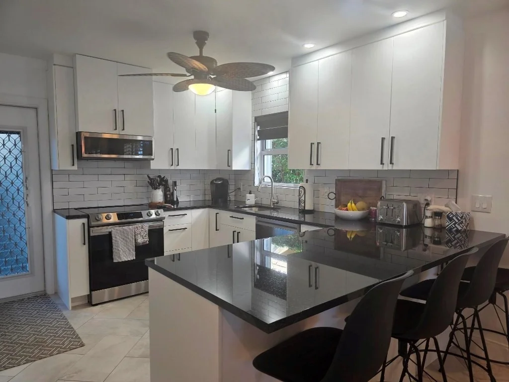Photo of Unit 1 at 650 Pine Drive