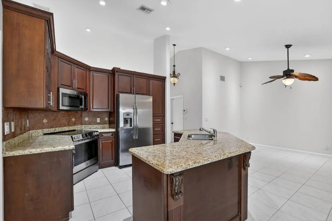 Photo of 10194 Canoe Brook Circle