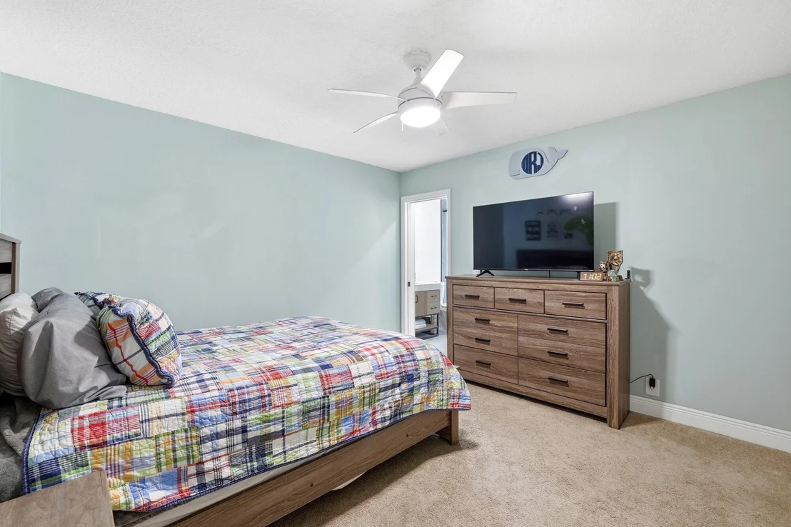 Photo of 624 Whippoorwill Row