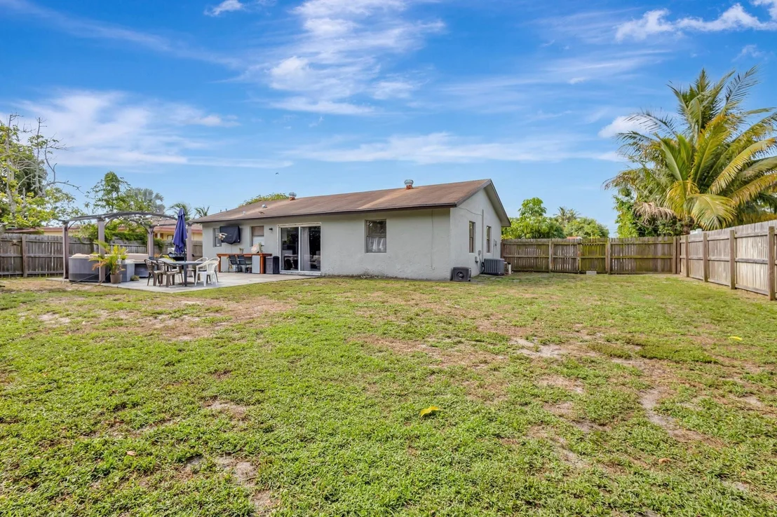 Photo of 2543 Dolphin Drive