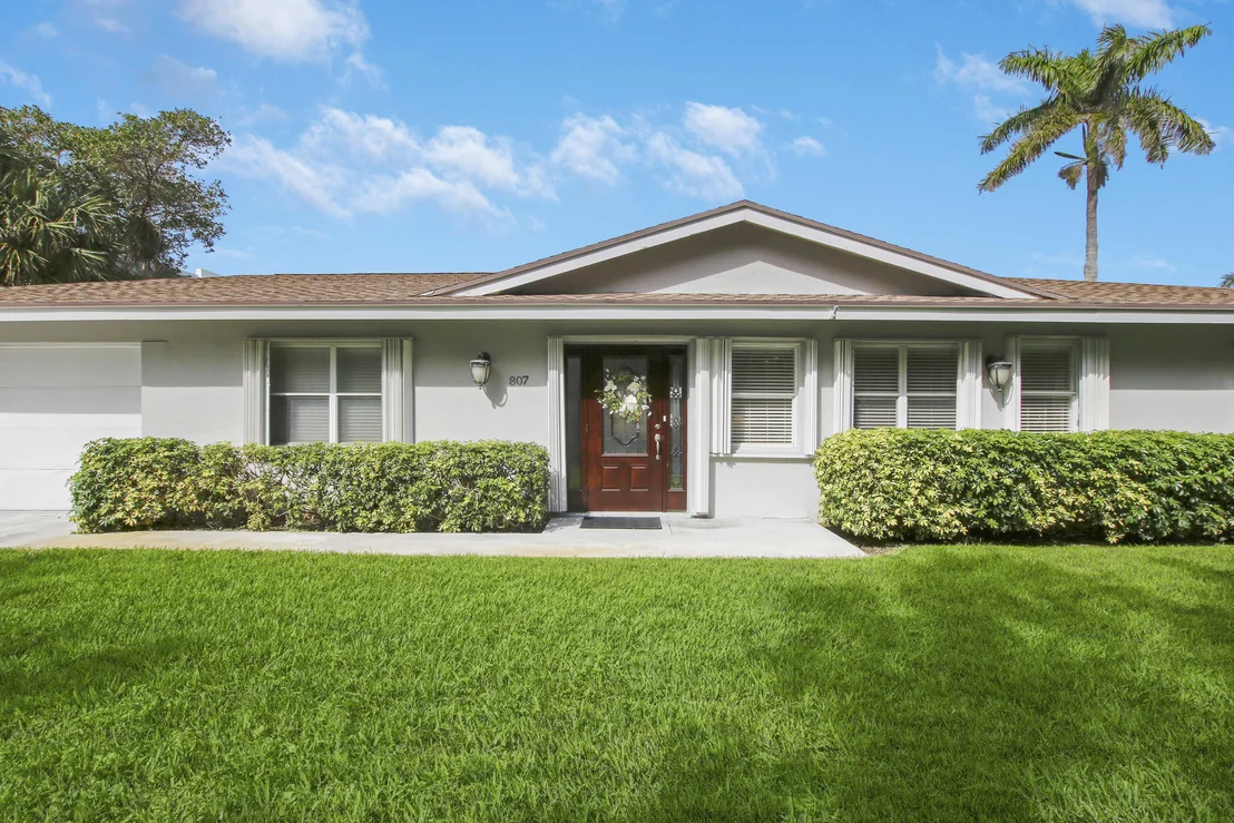 Photo of 807 Palmer Road