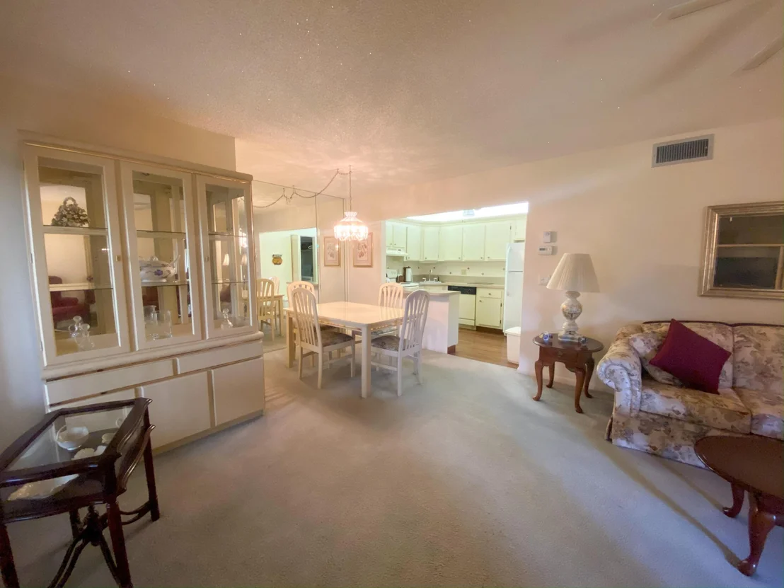 Photo of Unit D2 at 329 Knotty Pine Circle