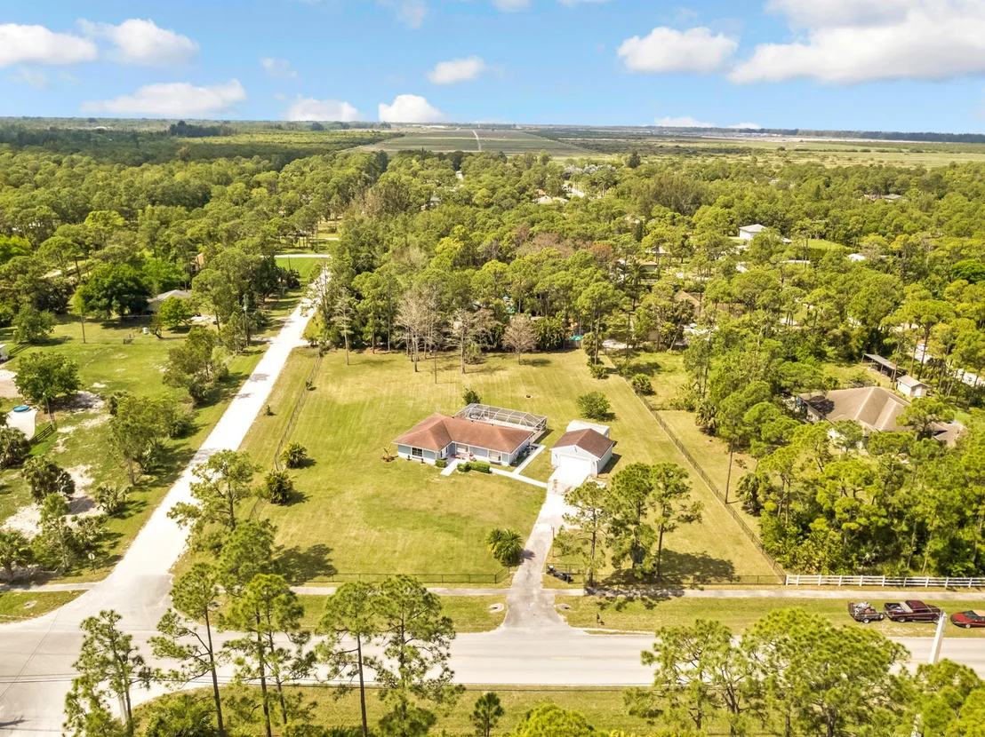 Photo of 4793 Avocado Boulevard