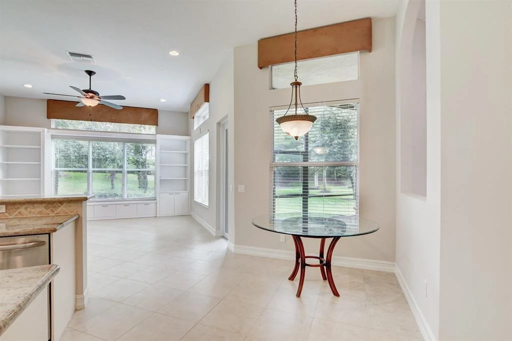 Photo of 9867 Bluefield Drive
