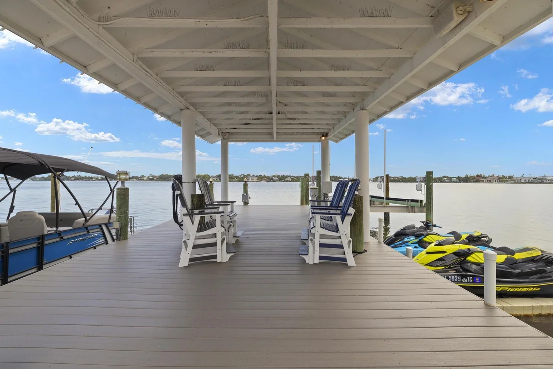 Photo of 103 River Drive