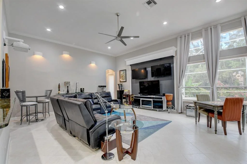 Photo of 8161 Muirhead Circle