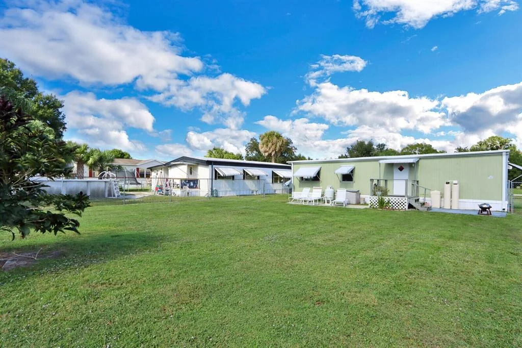 Photo of 3852 SE 25th Street