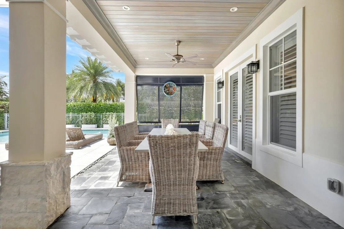 Photo of 18 Ridge Boulevard