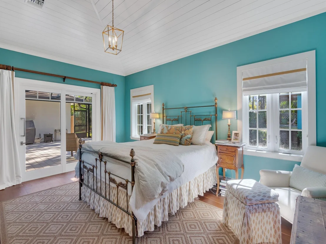 Photo of 746 Iris Lane