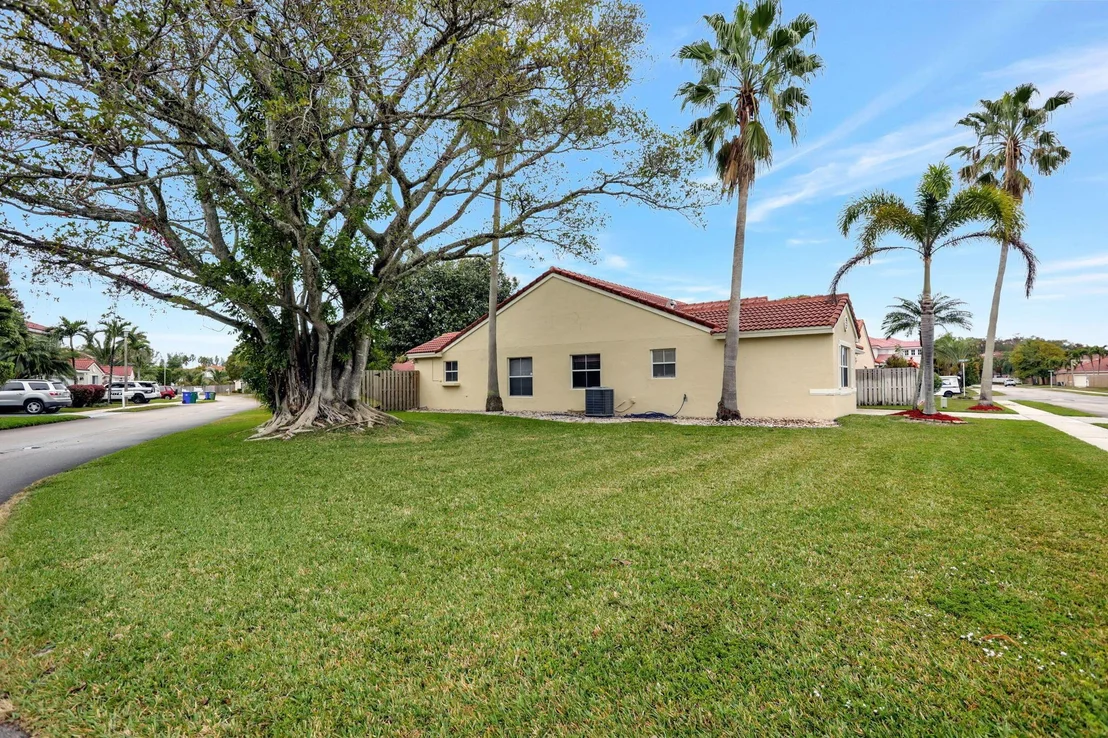 Photo of 3301 El Capitan Drive
