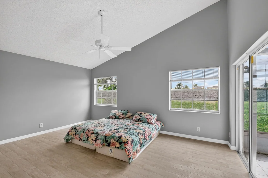 Photo of 6121 Bay Isles Drive