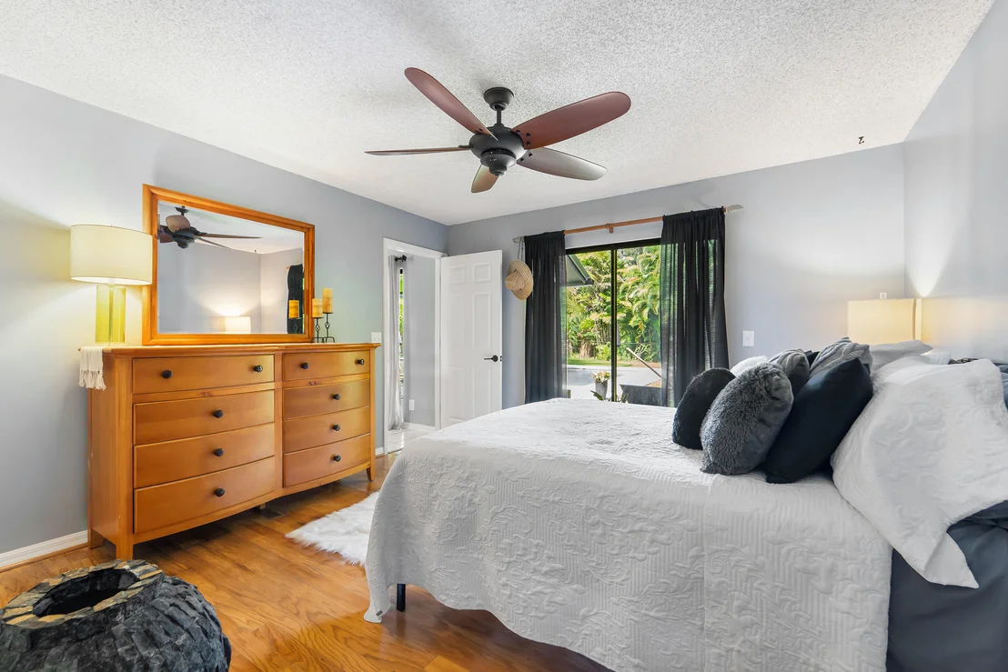 Photo of 6361 SE Phillips Bend Avenue