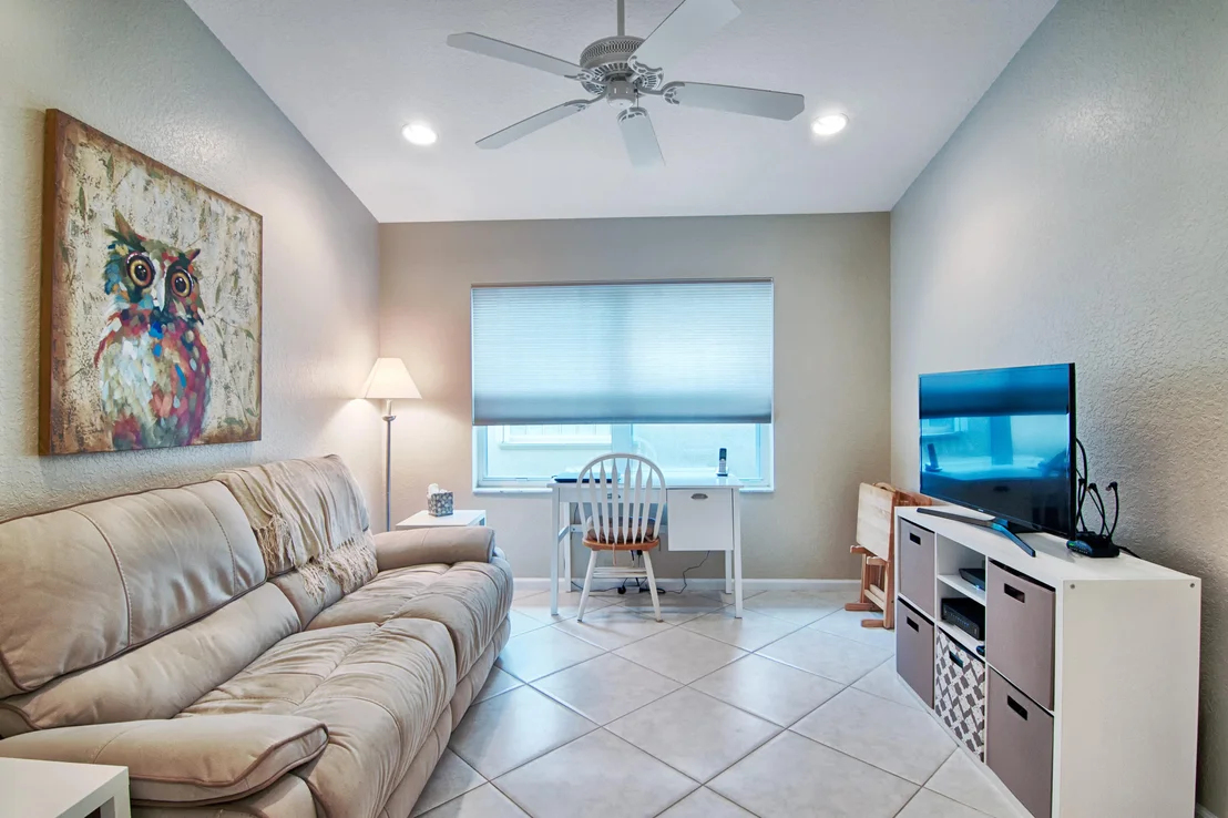 Photo of 5952 Royal Isles Boulevard