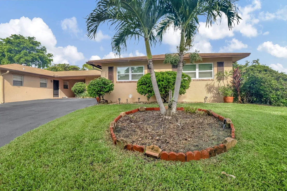 Photo of 742 Whippoorwill Lane