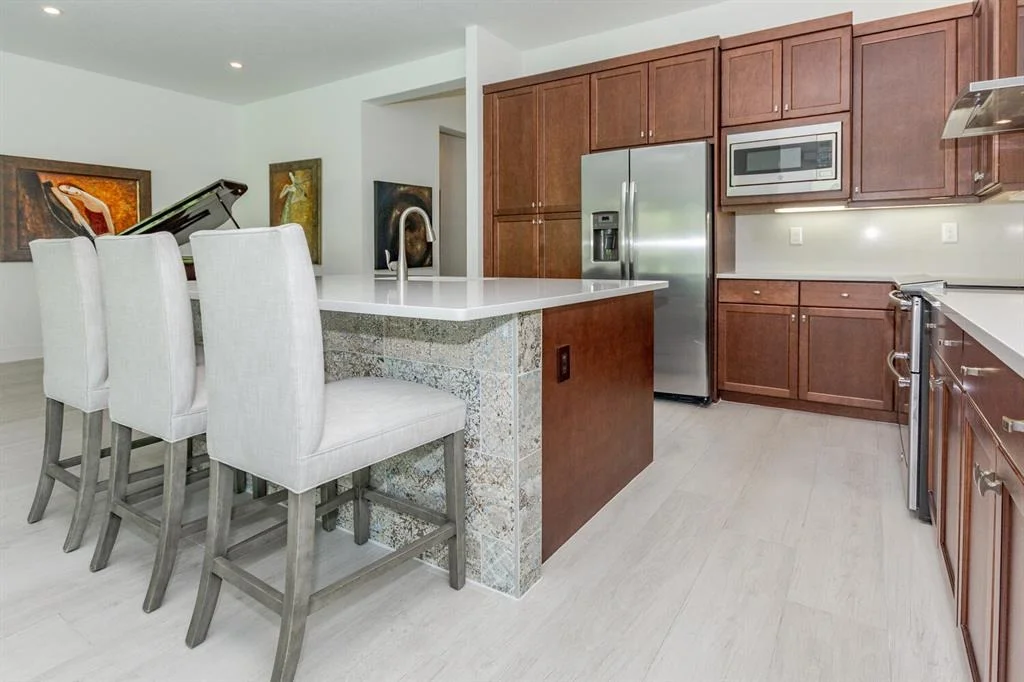 Photo of 9615 Eagle River Road