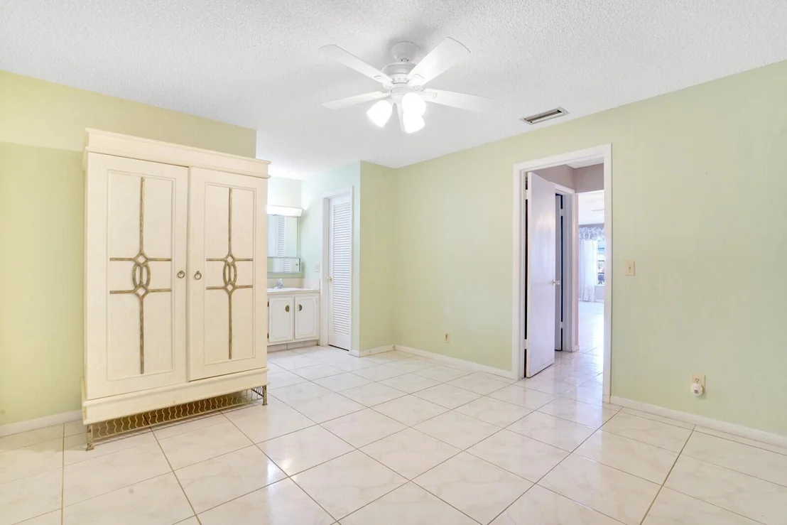 Photo of Unit C at 330 Main Boulevard