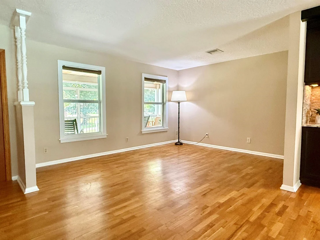Photo of 17827 126 Terrace N