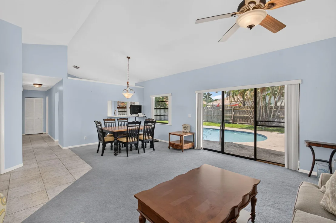 Photo of 39 CEDAR Circle