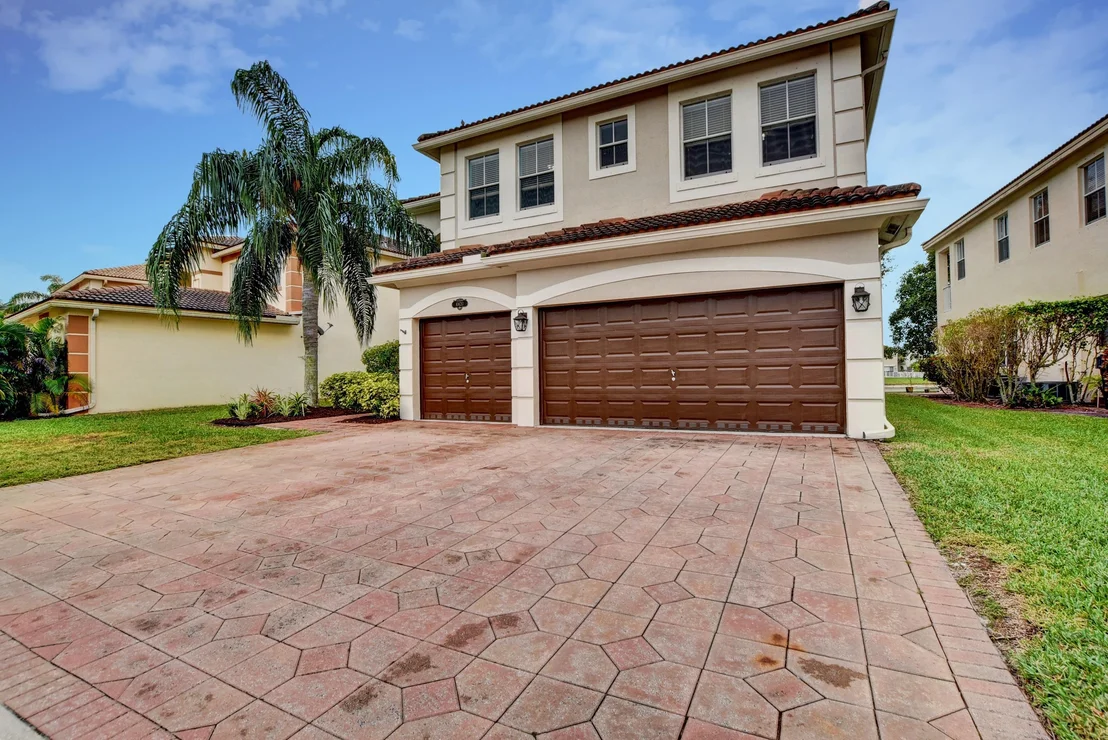 Photo of 10620 Old Hammock Way