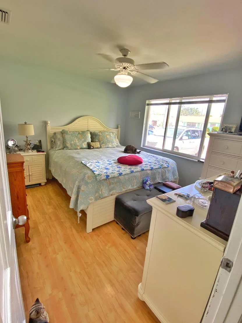 Photo of 421 Davis Road